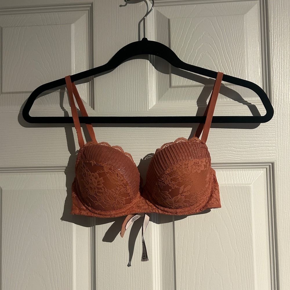 Victorias Secret Dream Angels Lined Demi Bra 32C Orange Lace Shimmer Pleated